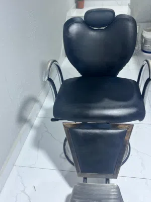 كرسي حلاقه اجنبي بحال الجدبد