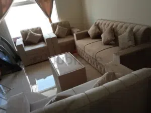 طقم كنب بحالة ممتازة جداً – Stylish Sofa Set Great Look, Affordable, Ready to Use