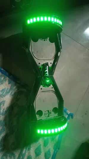 هافر بورد للبيع محتاج بطاريه فقط و شاحن