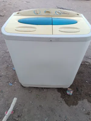 غساله خمسه نجوم مصري مستخدم نضيف