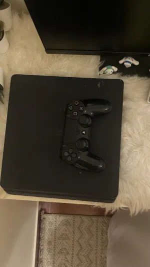 سوني 4 بلس