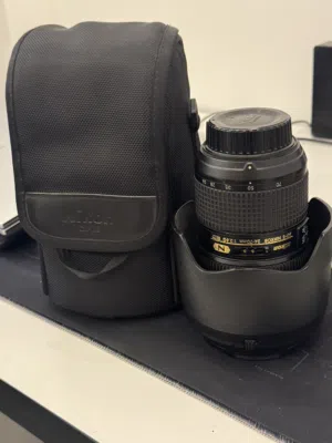 عدسه نيكون 24-70 وعدسه نيكون 24-120