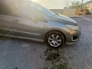 used-peugeot-308-in-nablus
