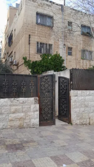 شقة للبيع  في حي نزال - الجبل الاخضر