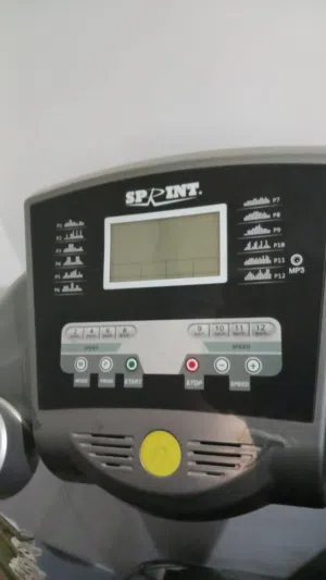 مشاية رياضية