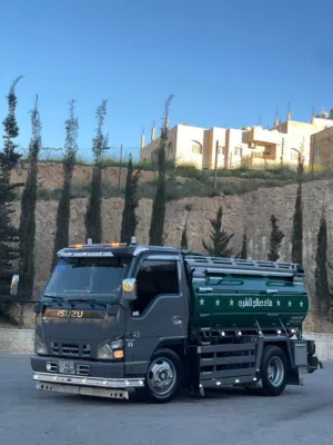تنك ماء ايسوزو للبيع