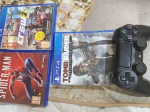 يده باله اصليه  وسبايدر مان عربي وTHE CREW2  لعبت سيارات وتومب رايدر  اذا تاخذهن كلهن احسبهن 90