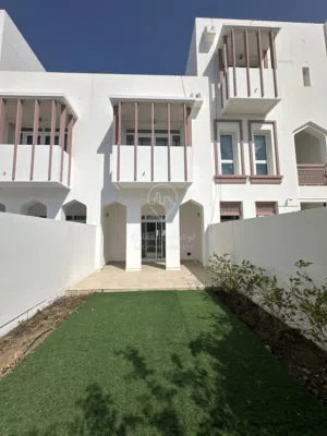 تاون هاوس فاخر للبيع في الموج Luxury Townhouse for Sale in Al Mouj – Muscat