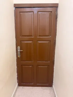 أبواب خارجية مستعمله للبيع