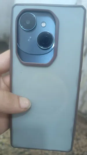 Tecno Spark 256 GB in Basra