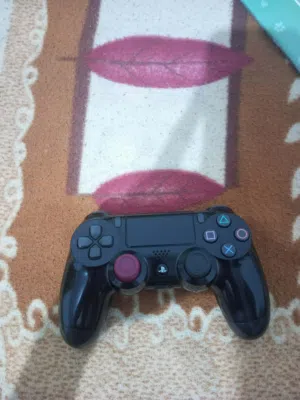 كنترولر بلاستيشن 4 ( PS4 controller ) اصلية