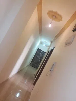 تم تنزيل السعر شقه للبيع في ابو السوس مساحه 131 م  تبعد عن الجامعه الدراسيه 150 م في نفس الشارع