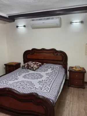 روف مفروش في الياسمين للإيجار