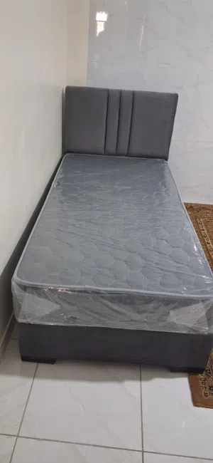 تخت خشب مفرد للبيع