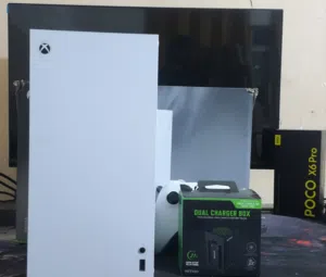 Xbox series X 1TB ب720 ويا هداية  شاشة حجم 27 2k 120fps ب220 مكاني سامراء حي القلعة