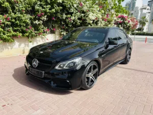 2010 Mercedes E300 - Gcc Specs
