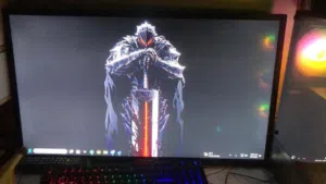 شاشه تلفزيون للبيع ترهم لجميع الاجهزه تجي full hd وهرتزيه60 حجم32 مع ريموت والقاعده الخاصه بيها اكيد