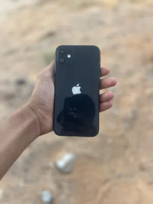 Apple iPhone 11 64 GB in Tripoli