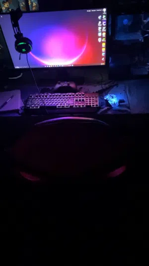 سيت اب العاب pc+شاشه+كيبورد+ماوس+واير ايثرنت+سماعه+ماوس باد