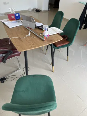 Dining table and 4 chairs