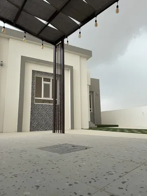 ‏٣ غرف نوم ‏.‏ ٣ حمّامات ‏.‏ 155 م٢‏2
