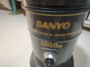 Sanyo Vacuum Cleaners for sale in Amman