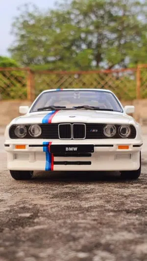 مجسم سيارة bmw e30 حديد