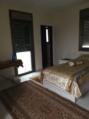 شقة مفروشة للبيع في رام الله قرب سرية رام والله وقريبة من وسط البلد