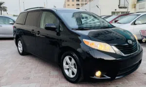 Toyota . Sienna . 2015 . Used2