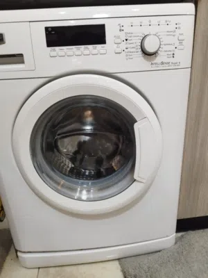 غساله بحاله جيده نظيفة للبيع 50 دينار