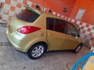 2006 Nissan Tiida Hatchback with Original Paint and Japanese Specs - Excellent Condition