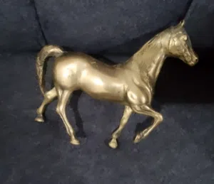 انتيك حصان نحاسي  وزن 1كغ