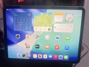 Apple iPad Air 11 128 GB in Baghdad
