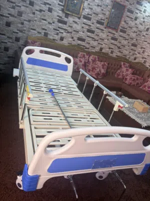 تخت طبي يدوي جديد للبيع