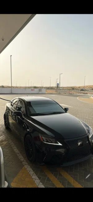 2010 lexus is350