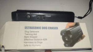 مطارد كلاب بالموجات فوق الصوتية الاصلي وهو أداة لردع الكلاب عن طريق إصدار موجات صوتية عالية التردد