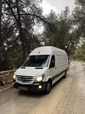 مرسيدس 519 متور 3000 للبيع ضفه