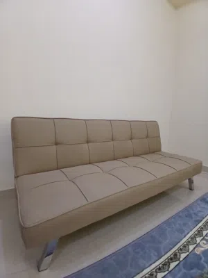 Modern 3-Seater Sofa Bed (Sofa Cum Bed) – Excellent Condition صوفا بد (كنبة تتحول لسرير) مودرن