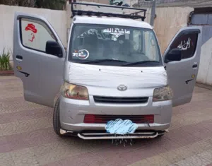 باص تونسي  موديل 2008 تومتيك ماشي 223000