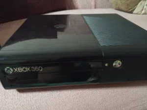 اكس بوكس 360E هارد 500 جيجا ودراع وايرلس جديد احدث اصدار نزل للاكس بوكس 360