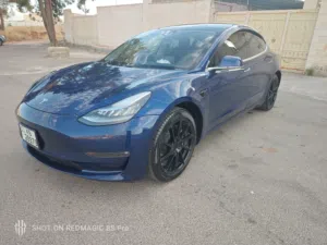 تيسلا 3 2020 ماشيه 68 الف كيلو