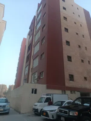 مطلوب شخص لمشاركة سكن بالقرب من دوار عمان السالمية قطعة 12