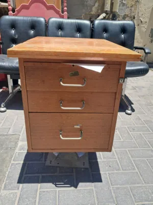 Draw/side table only 2 BD