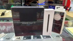 هاتف Honor Magic V5 معه القلم و الجراب بسعر ممتاز