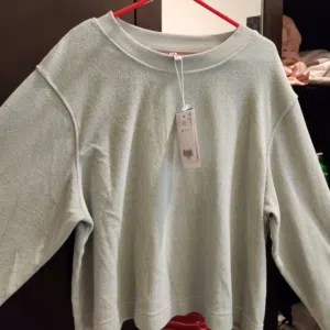 بلايز باكمام طويلة . M . أخضر . جديد1