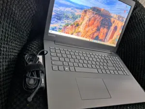 لابتوب Lenovo i5 gen8 بحالة ممتازة كرتين شاشة فقط 700 شيكل