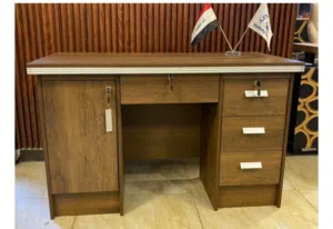 ميز مكتبي بسعر مناسب جدآ