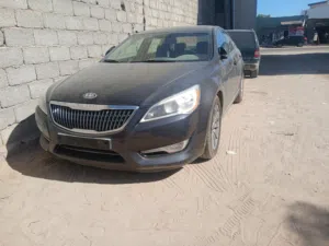 Used Kia Cadenza in Tripoli