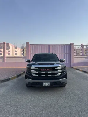 Used GMC Sierra in Al Jahra