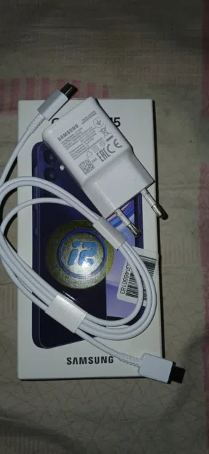 موبايل سامسونج A15 رام 8 ذاكرة 256 بالكرتونة وشاحن اصلي وبالاسكرين والجراب